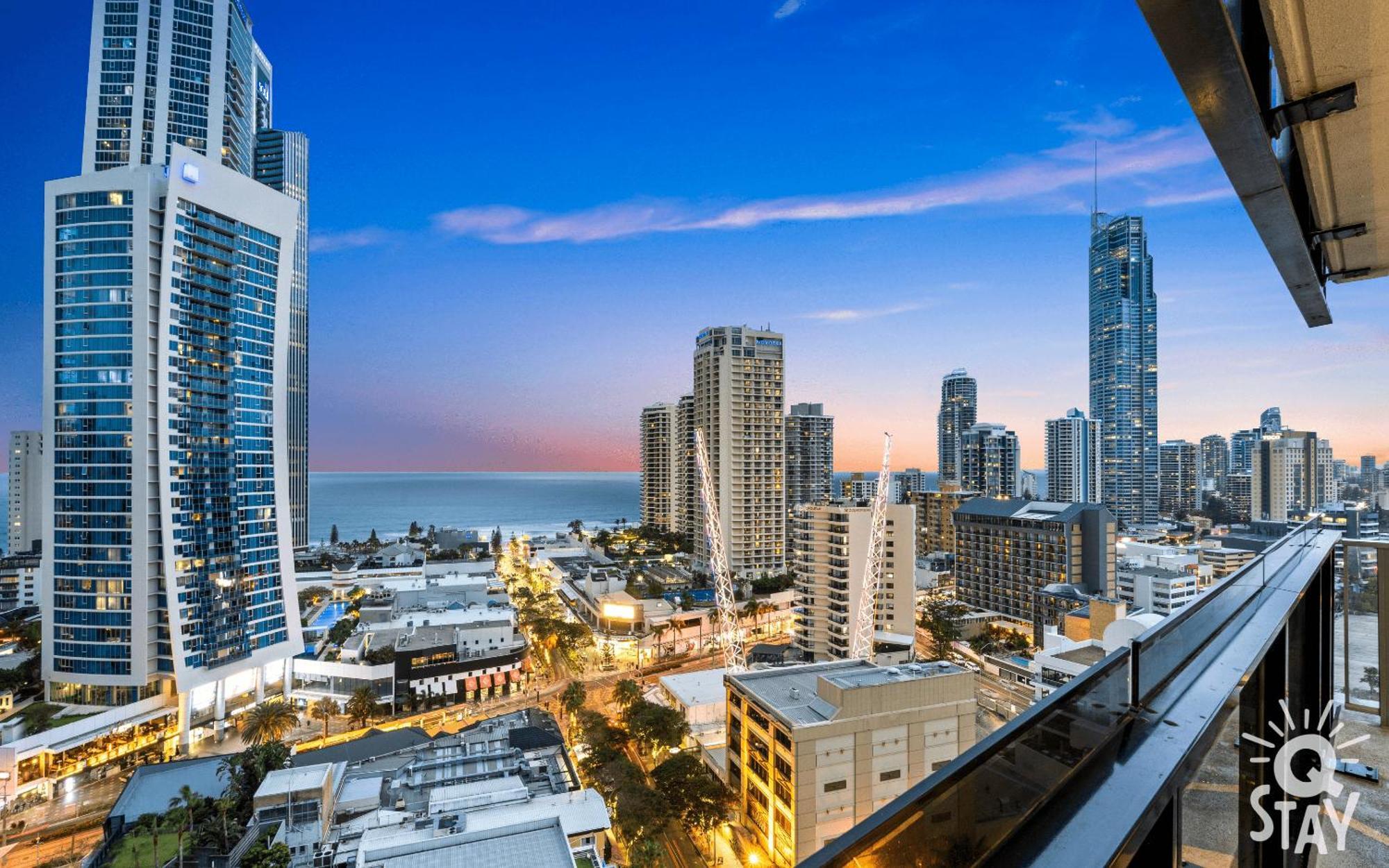 Aparthotel Circle On Cavill By Vaun à Gold Coast Extérieur photo
