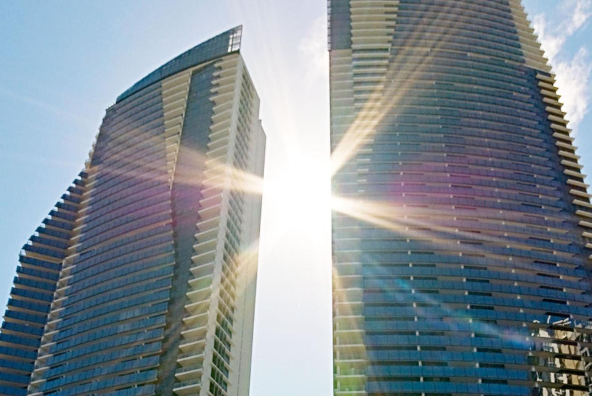 Aparthotel Circle On Cavill By Vaun à Gold Coast Extérieur photo